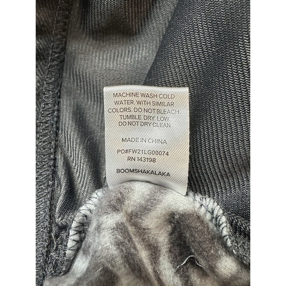 Chubbies Midwinter's Night Dream Fleece Lounge Shorts Bear Print Size M 5.5" - Picture 7 of 7